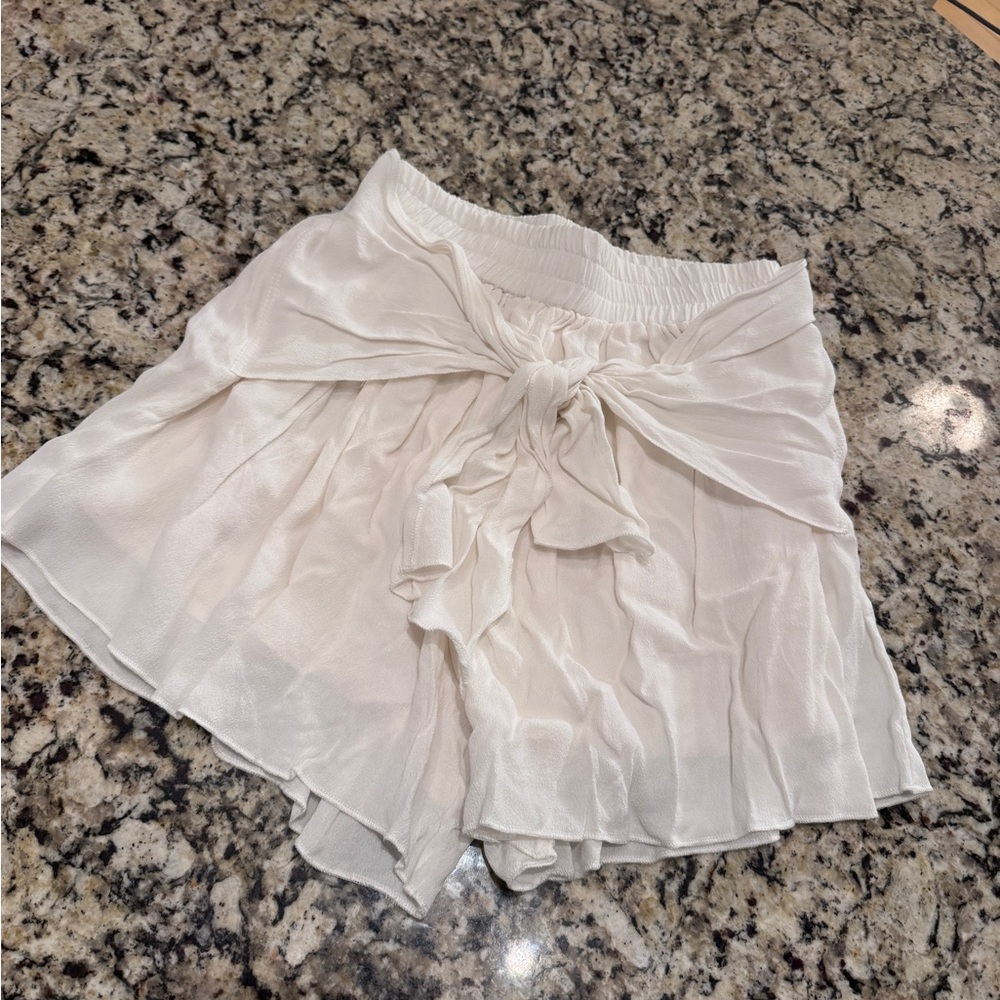 NWT- Rumor Boutique Women's White Beachy Skort